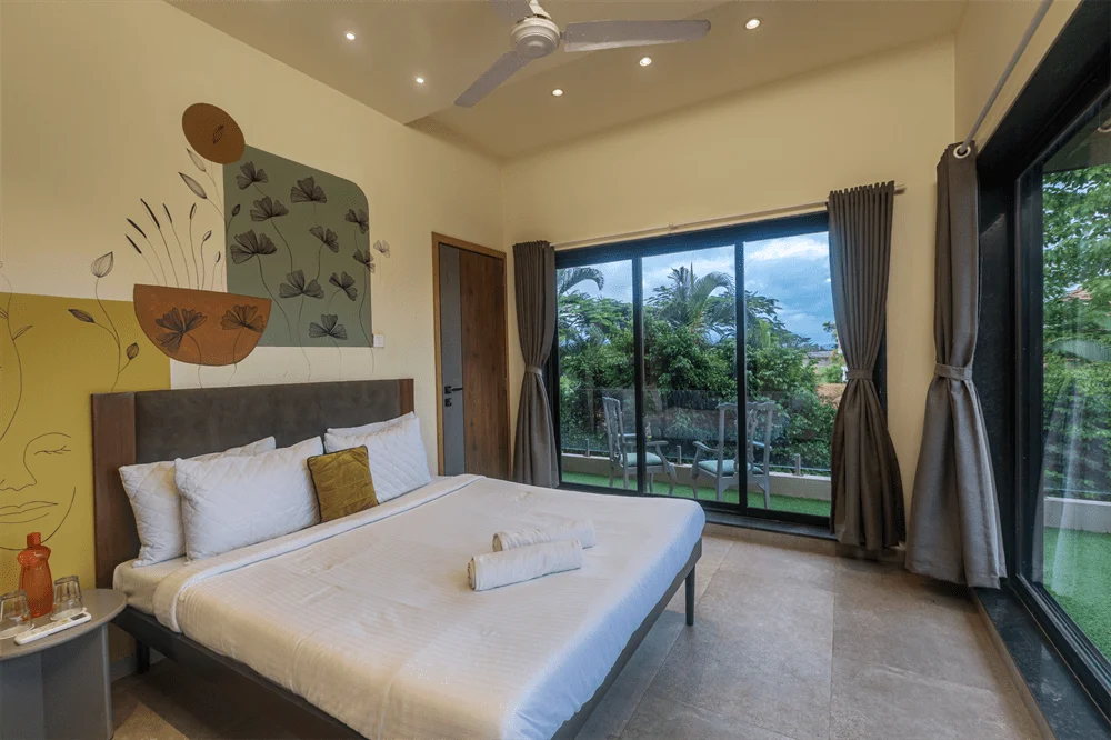 Lonavala Pure Veg Villa with Pool Stayscape