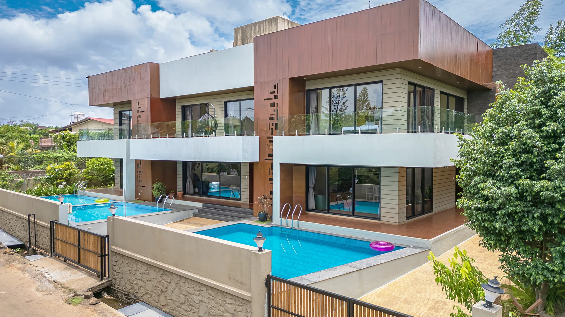 Stayscape Aquavista Villa in Lonavala with Private Swimming Pool